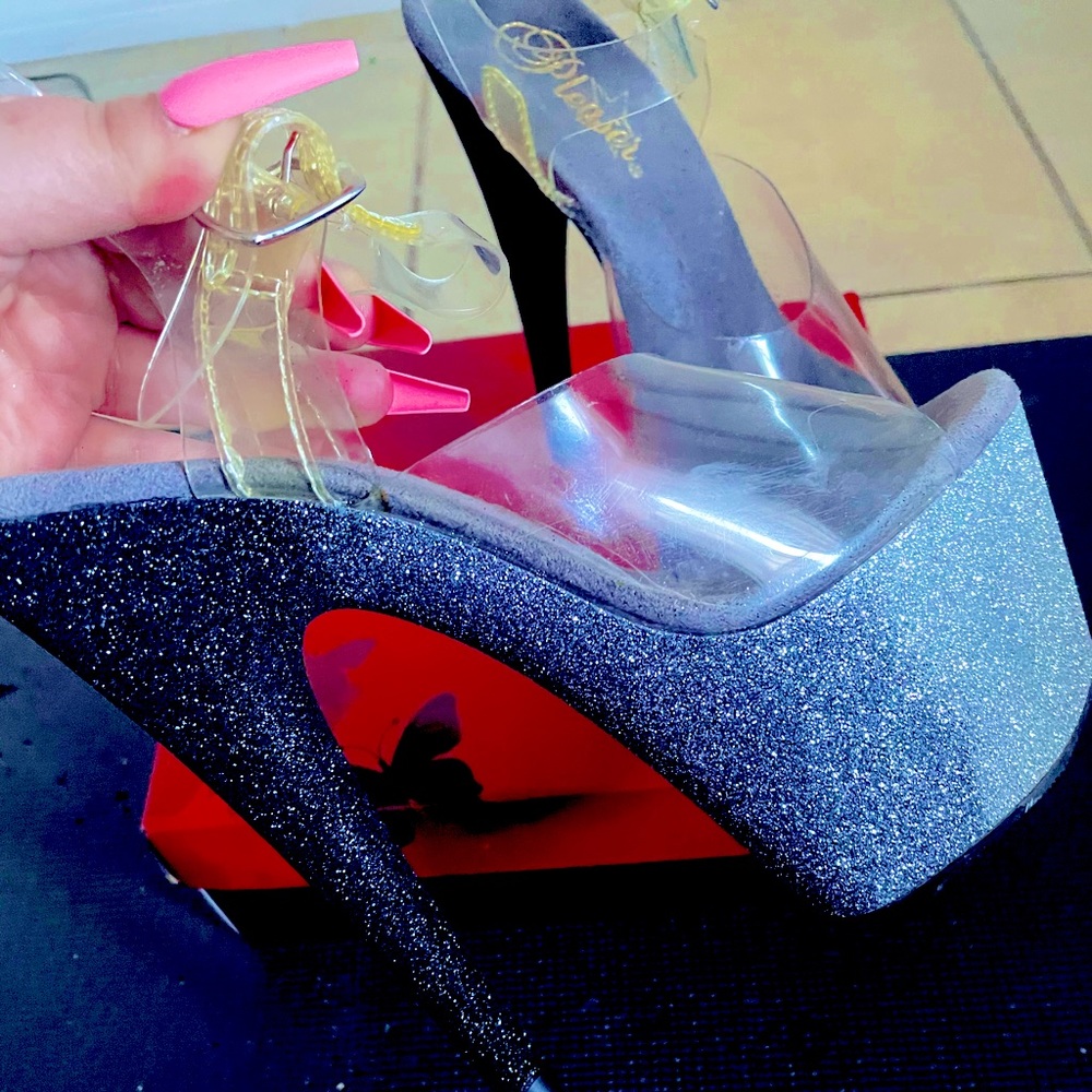 BLACK & WHITE OMBRÉ PLEASER HEELS